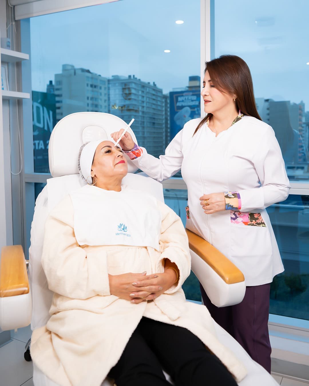 Tratamiento de Toxina botulínica en Mertherapy