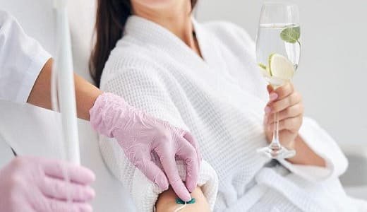 Vitamina C endovenosa: fórmula de sueroterapia de Mertherapy